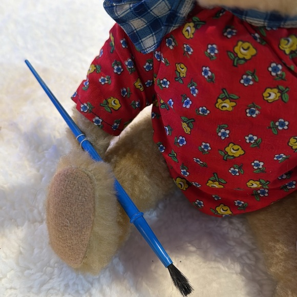 Muffy VanderBear Artist at Work - Picture 4 of 5